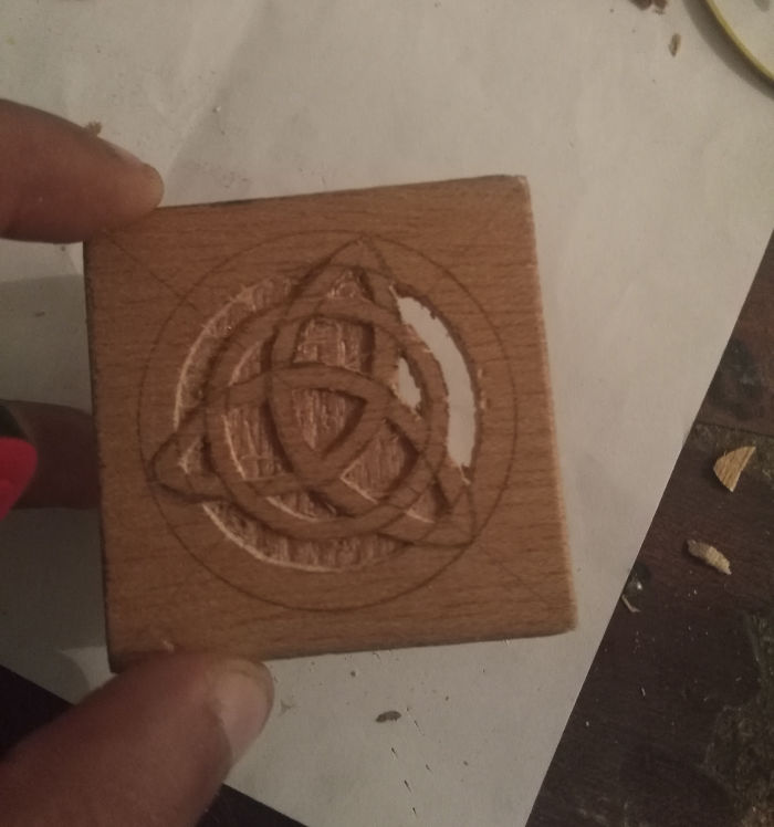 I Made This Glowing Necklace For My Girlfriend Using Scrap Wood