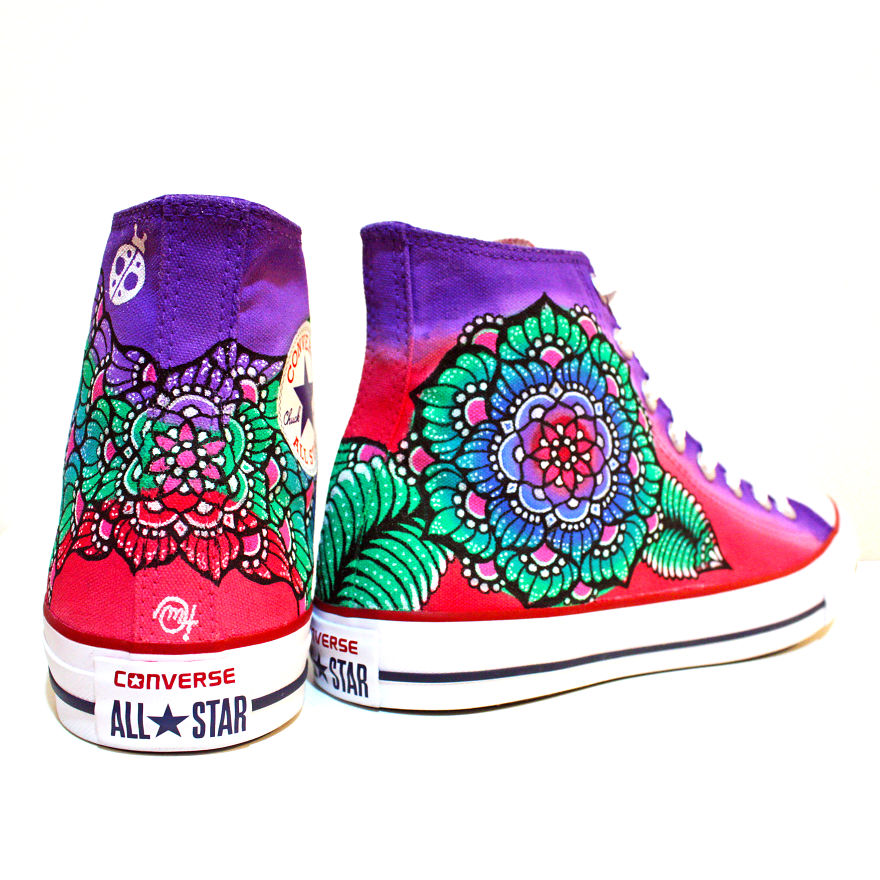 I Spent The Long Weekend Hand-Painting These Sneakers I Spent The Long Weekend Hand-Painting These Sneakers