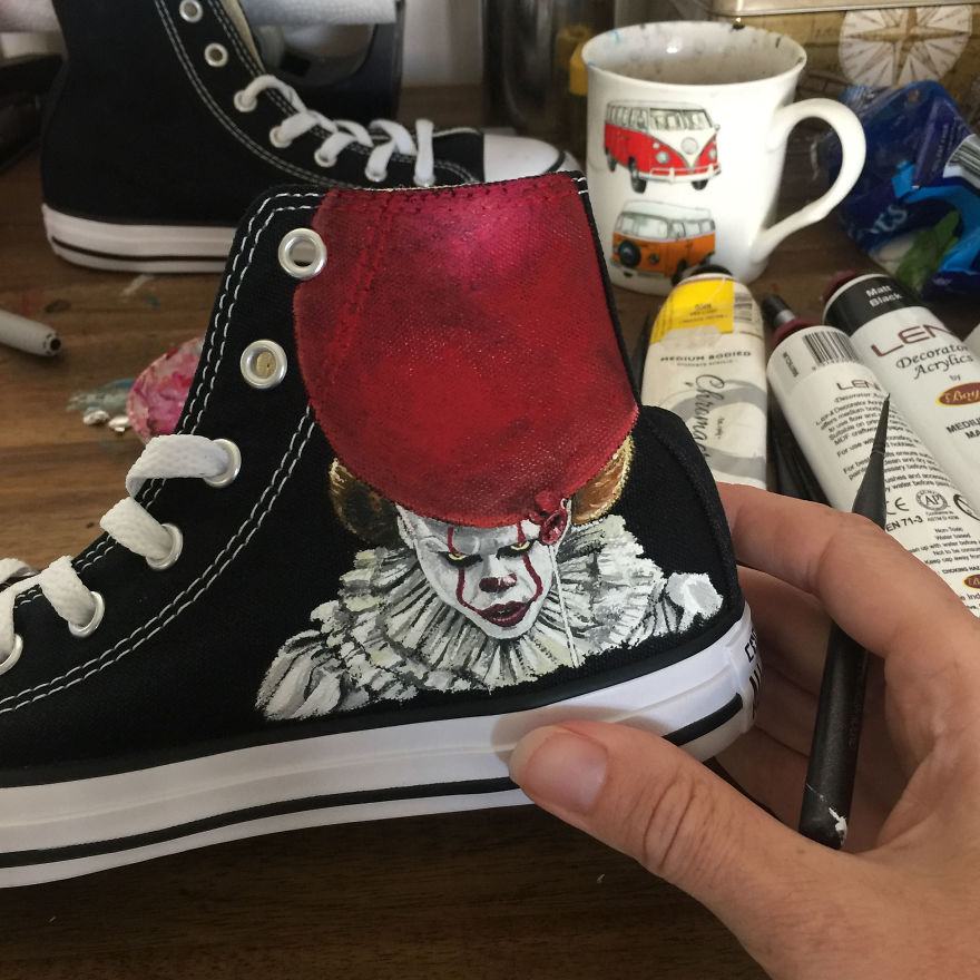 I Turned These Boring Shoes Into A Perfect Pair For A 9-Year-Old Horror Movie Fan I Turned These Boring Shoes Into A Perfect Pair For A 9-Year-Old Horror Movie Fan