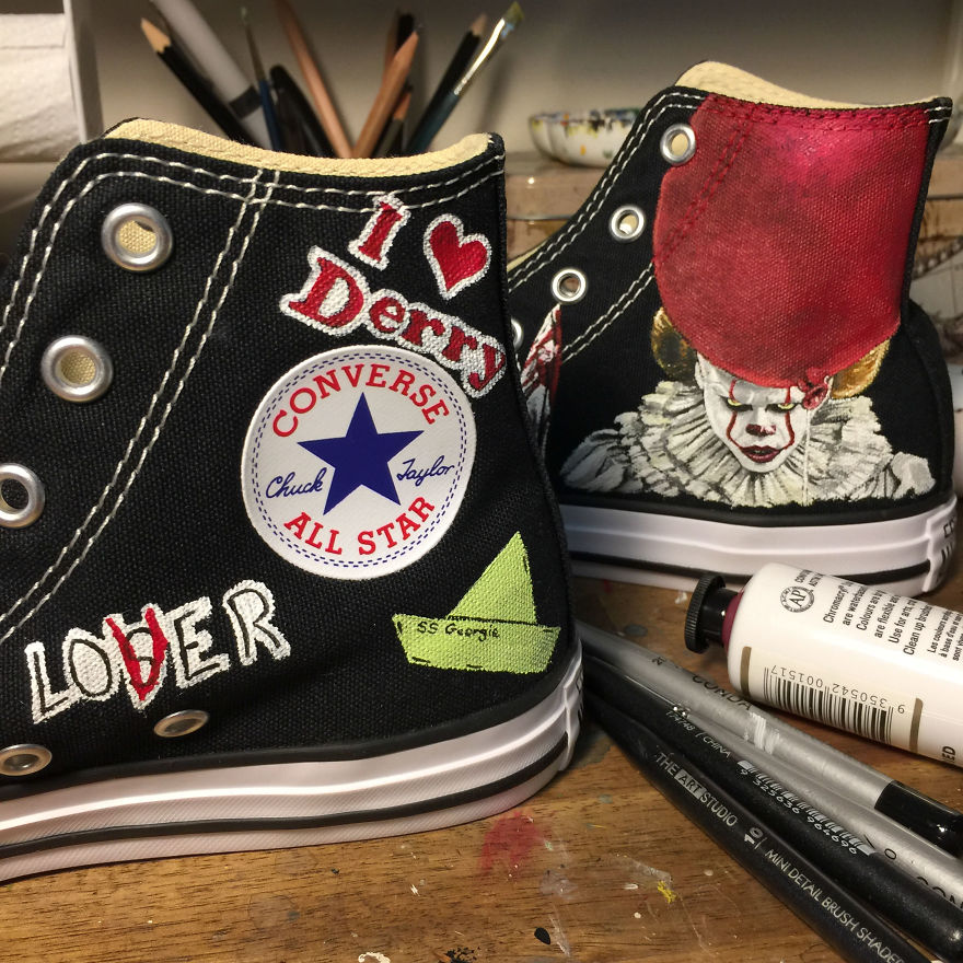 I Turned These Boring Shoes Into A Perfect Pair For A 9-Year-Old Horror Movie Fan I Turned These Boring Shoes Into A Perfect Pair For A 9-Year-Old Horror Movie Fan