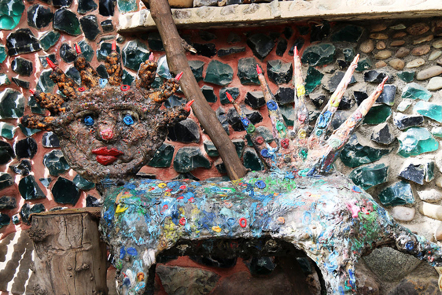 I Photograph The Strangest Museum You've Ever Seen I Photograph The Strangest Museum You've Ever Seen