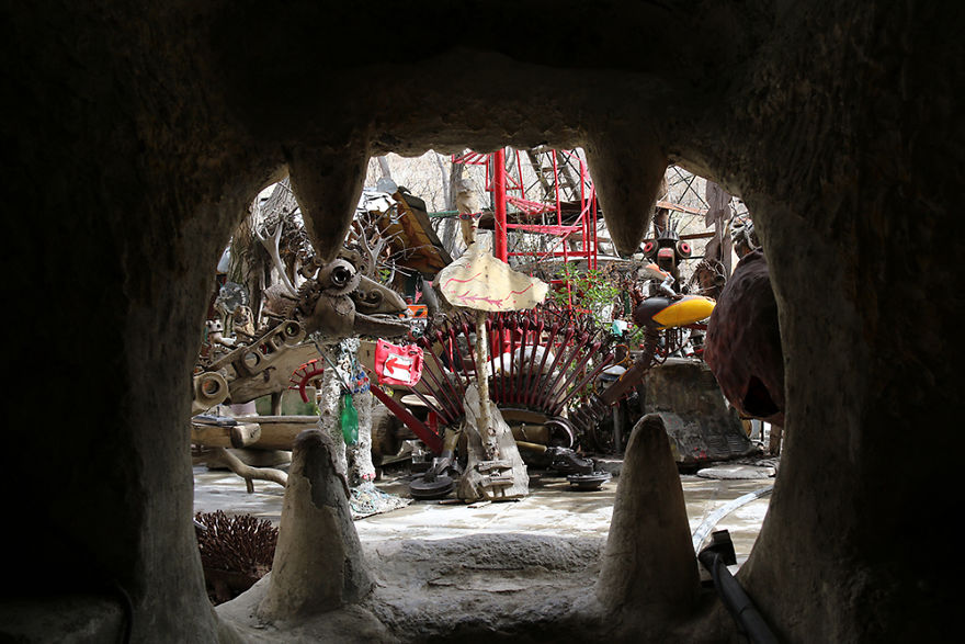 I Photograph The Strangest Museum You've Ever Seen I Photograph The Strangest Museum You've Ever Seen