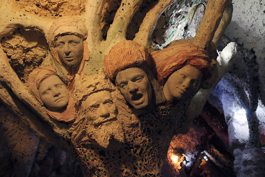 I Photograph The Strangest Museum You've Ever Seen I Photograph The Strangest Museum You've Ever Seen