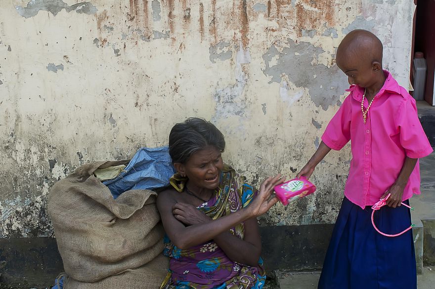 Doctors Gave This Girl 3 More Years To Live, And She's Becoming An Example On How To Enjoy Life Doctors Gave This Girl 3 More Years To Live, And She's Becoming An Example On How To Enjoy Life