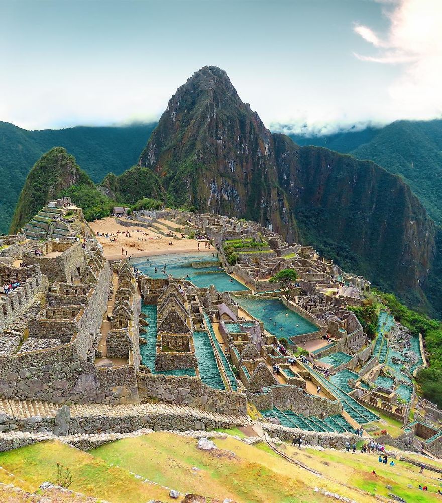 This Turkish Artist Shows The Wonders Of Surreal World