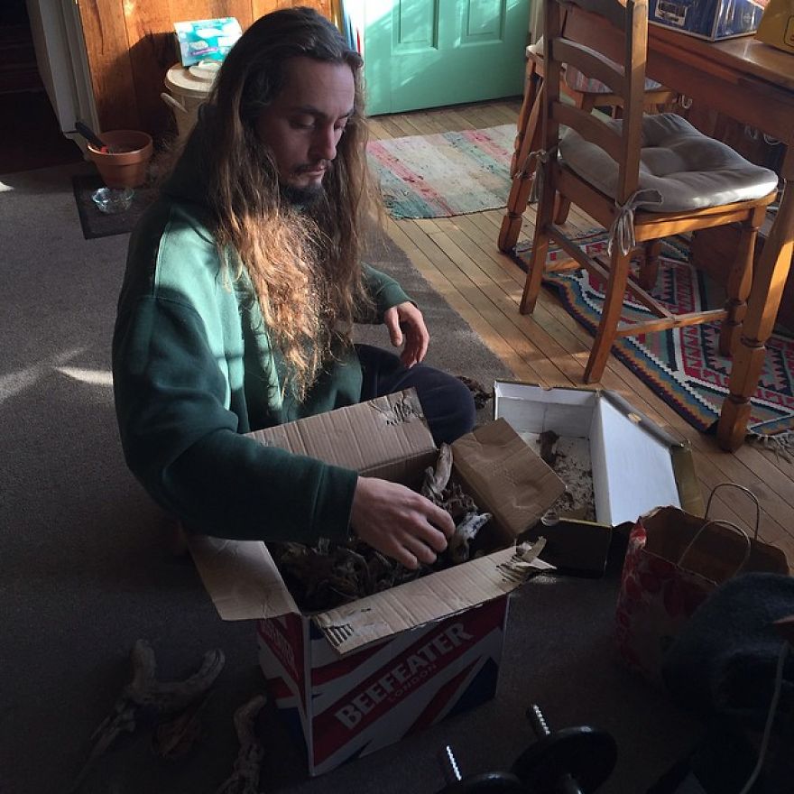 I Have Been Sculpting Faces And Bodies From Driftwood For Over 17 Years I Have Been Sculpting Faces And Bodies From Driftwood For Over 17 Years