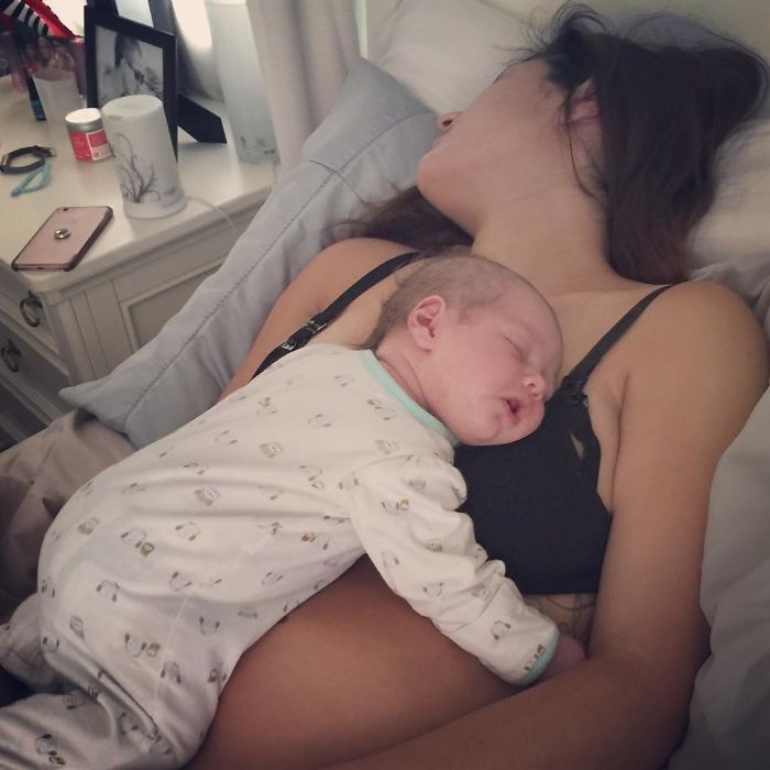 Mother Shares Brutally Honest Overnight Time-Lapse Video Mother Shares Brutally Honest Overnight Time-Lapse Video