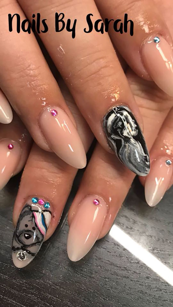 Women Are Getting Ultrasound Scans Painted On Their Nails And People Have Mixed Feelings About It Women Are Getting Ultrasound Scans Painted On Their Nails And People Have Mixed Feelings About It
