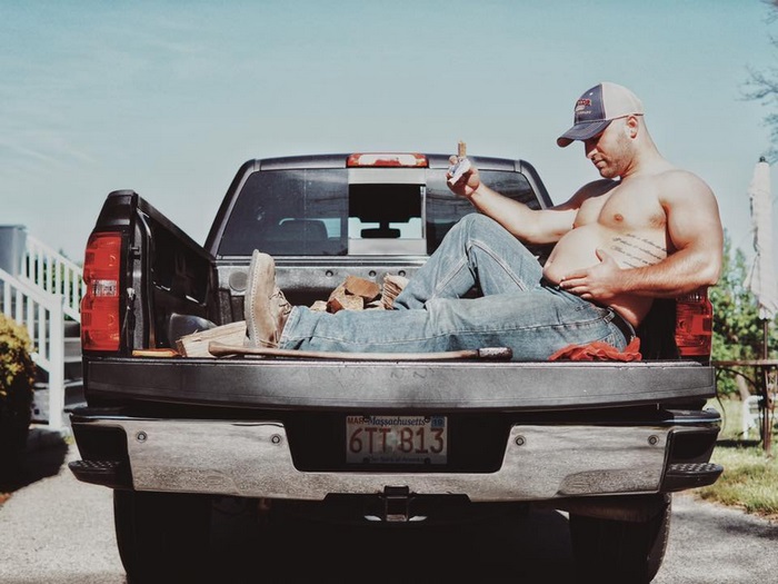 beer-belly-pregnant-men-paternity-21 beer-belly-pregnant-men-paternity-21