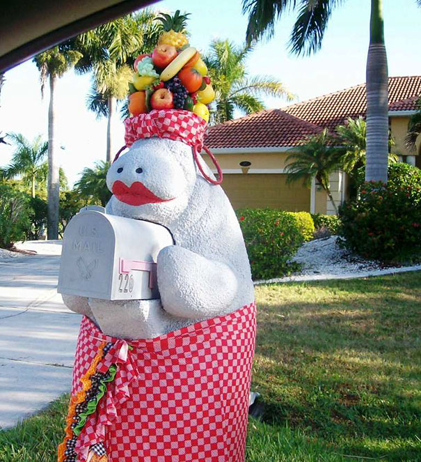 This Manatee Mailbox