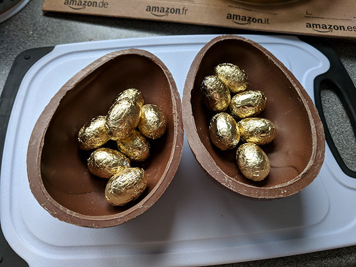 girlfriend-april-fools-easter-egg-speedflychris (3) girlfriend-april-fools-easter-egg-speedflychris (3)