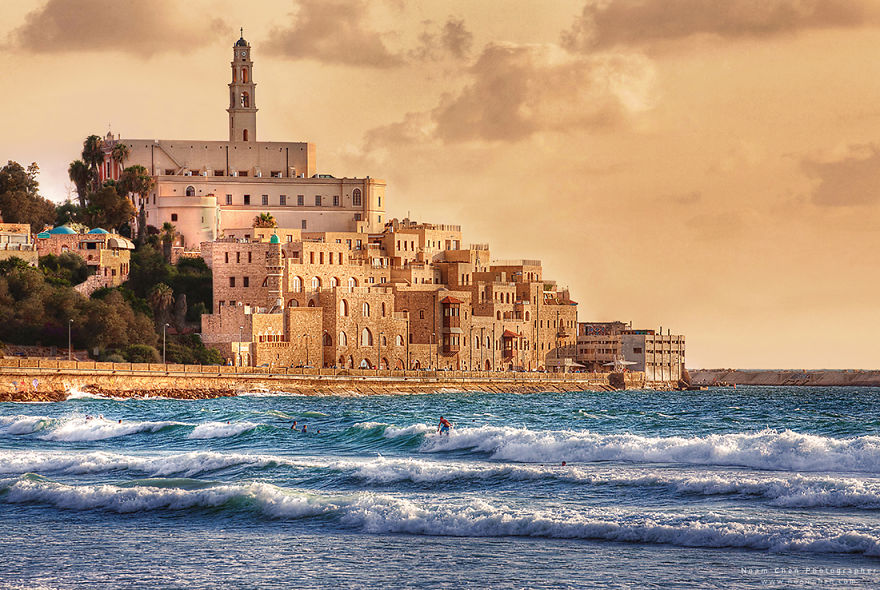 I’ve Spent Years Photographing The Breathtaking Landscapes Of My Country, And You’ll Never Ever Believe Where It Is I’ve Spent Years Photographing The Breathtaking Landscapes Of My Country, And You’ll Never Ever Believe Where It Is