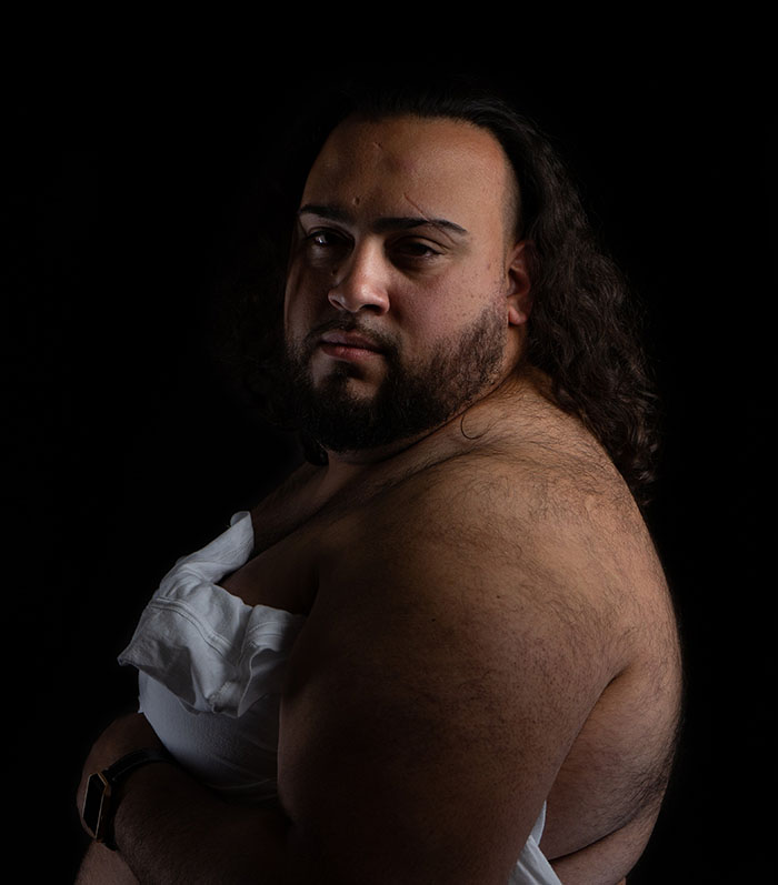 Wife Refuses To Do A Maternity Photoshoot, So Husband Does His Own And It Keeps Getting Better With Each Pic