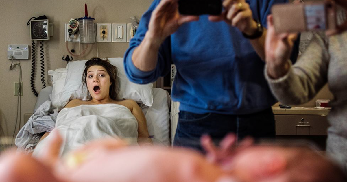 30 Powerful NSFW Photos From The 2018 Birth Photo Competition Prove That Moms Are Badass