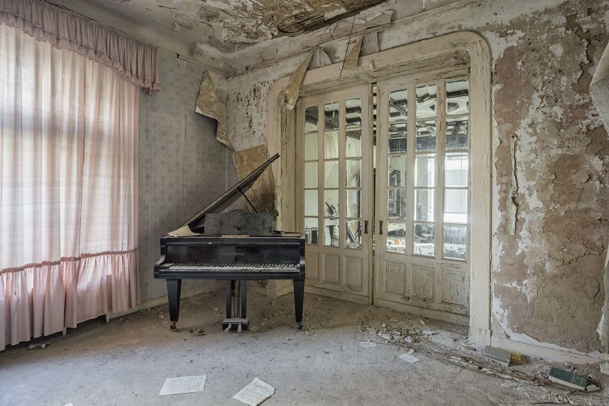 Requiem Pour Pianos 6