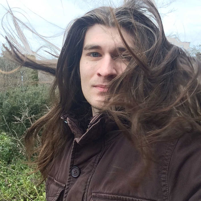 Internet Goes Crazy About Man Who Looks Like Disney Prince After Losing 70 Lbs While Taking Care Of His Sick Mom Internet Goes Crazy About Man Who Looks Like Disney Prince After Losing 70 Lbs While Taking Care Of His Sick Mom