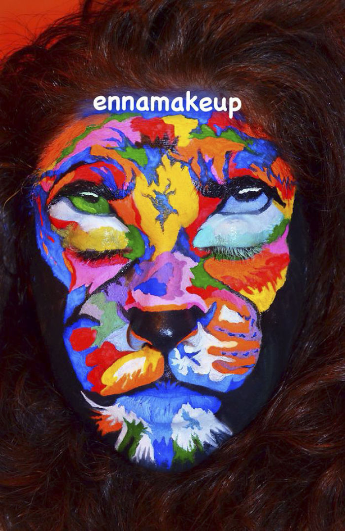 Disabled Girl Paints Herself