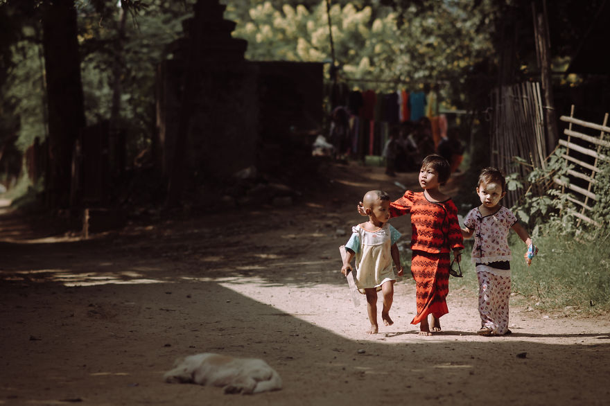 I Travelled Around Myanmar And Captured How People Lives There