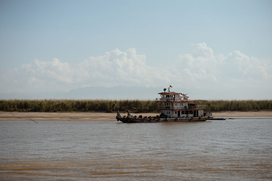 I Travelled Around Myanmar And Captured How People Lives There I Travelled Around Myanmar And Captured How People Lives There