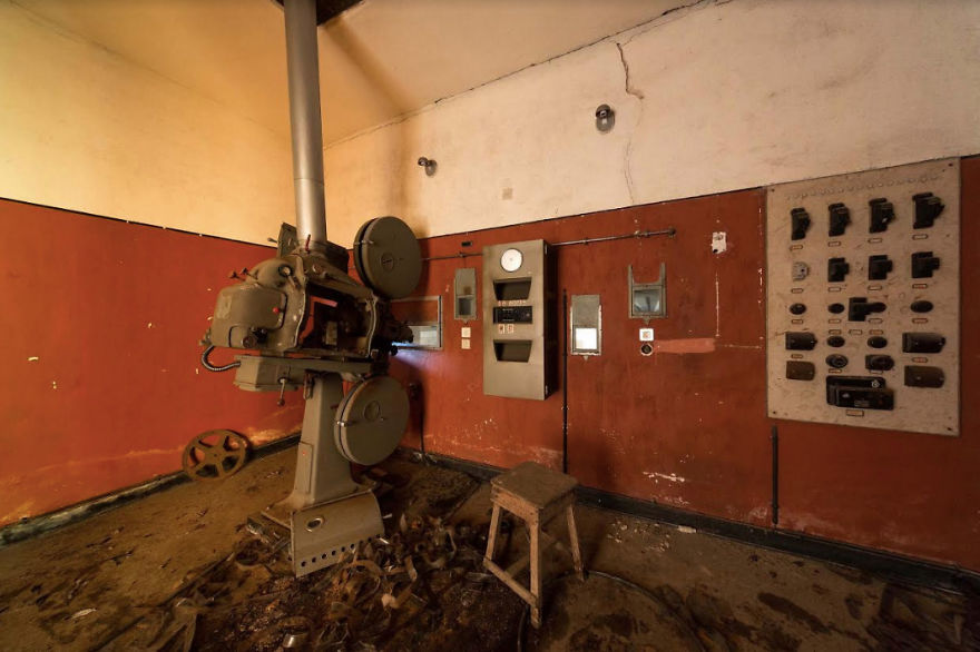 Wonderful Pictures Of Abandoned Places