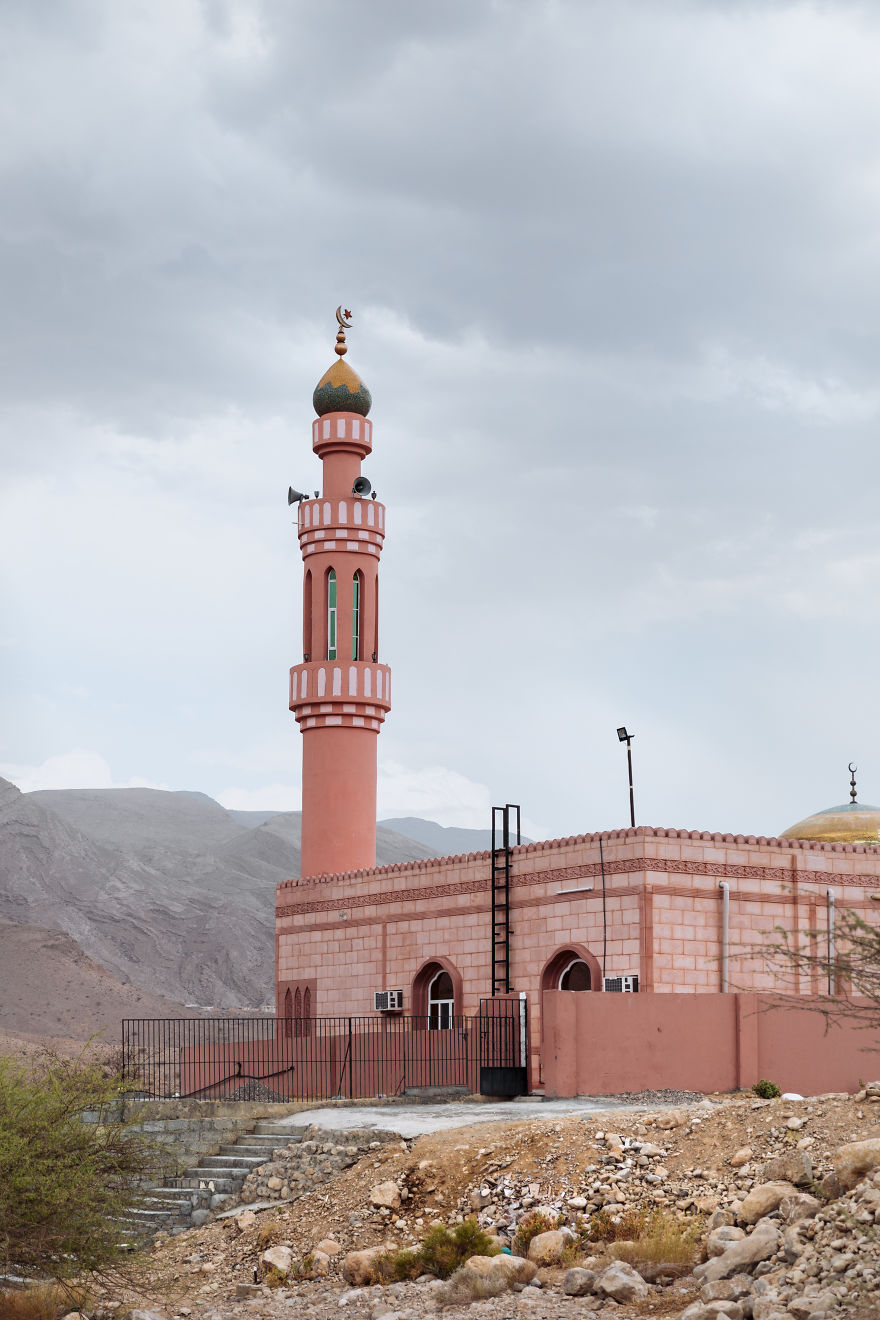 I Traveled Through Oman During Off-Season & Ramadan And Felt Like I Was The Only Tourist In The Country