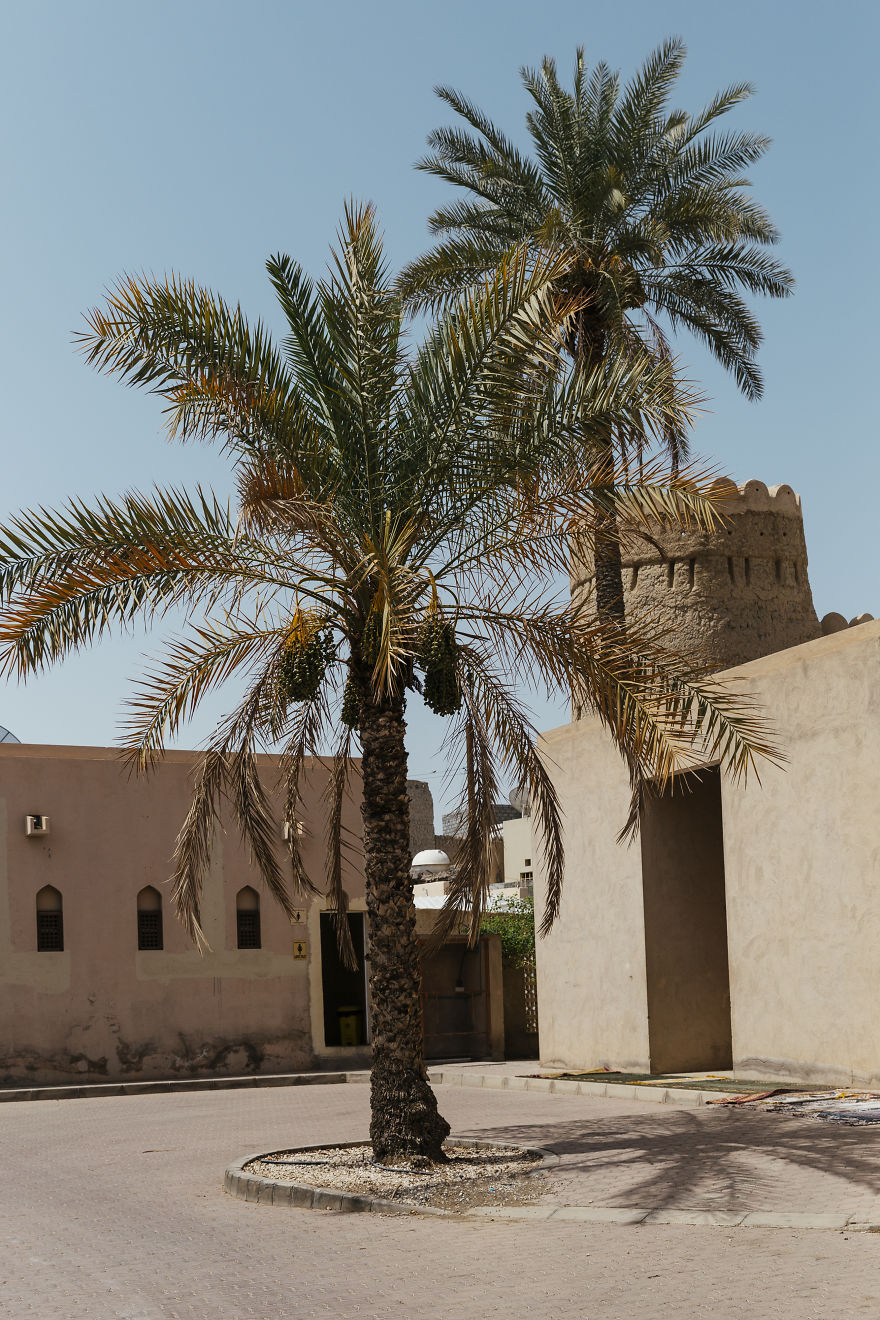 I Traveled Through Oman During Off-Season & Ramadan And Felt Like I Was The Only Tourist In The Country