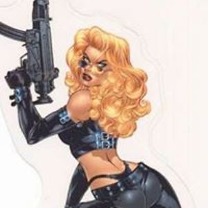 juli_underwood avatar