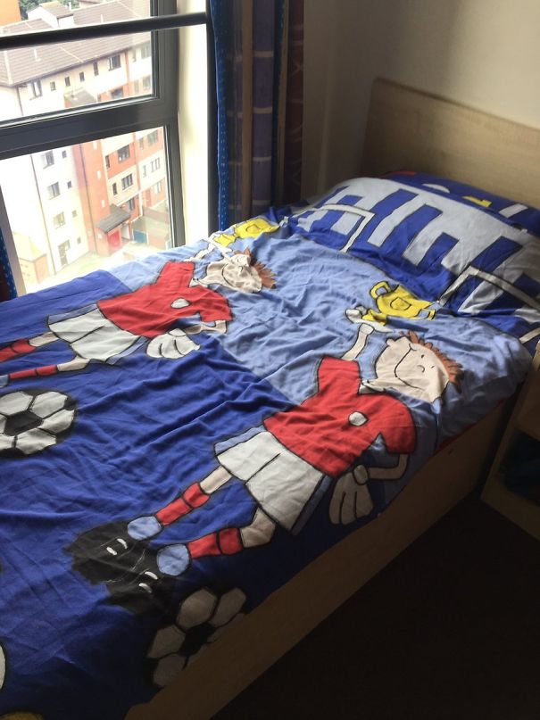 Been At Uni Two Minutes And Mum's Already C*ck Blocked Me