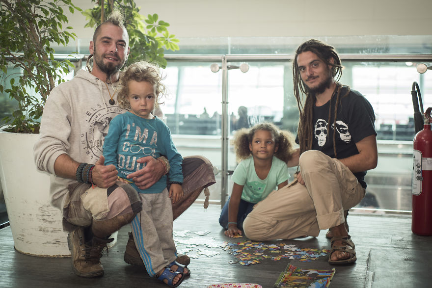 I Photograph 100 Faces From 100 Different Countries At Atatürk Airport, Istanbul