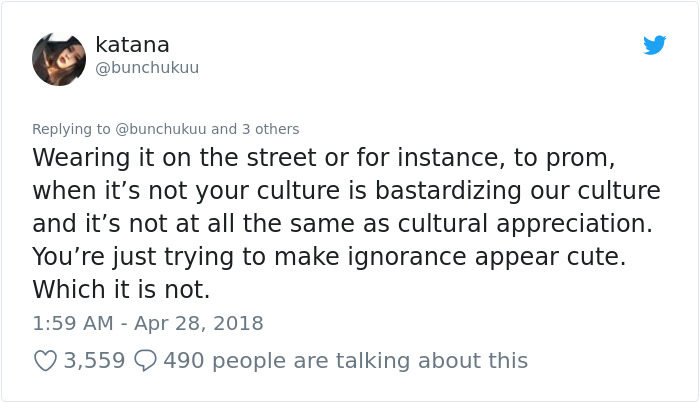 People Are Calling This Student Racist After She Posts Photos Of Her Prom Dress Online People Are Calling This Student Racist After She Posts Photos Of Her Prom Dress Online