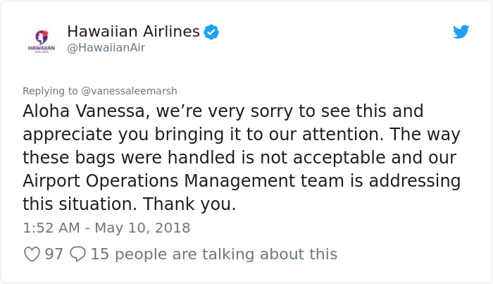 Airline Passenger Films How Terribly They Handle Luggage, And It Escalates Quickly Airline Passenger Films How Terribly They Handle Luggage, And It Escalates Quickly