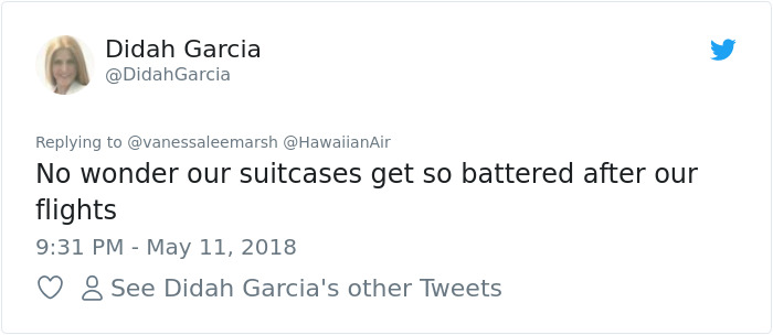 Airline Passenger Films How Terribly They Handle Luggage, And It Escalates Quickly Airline Passenger Films How Terribly They Handle Luggage, And It Escalates Quickly