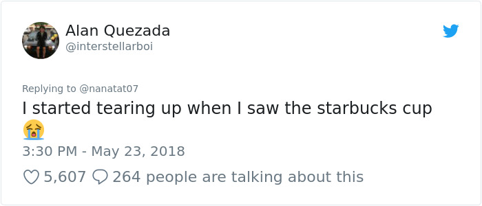 This Girl Has Been Taking The Same Photos With Her Mom For 4 Years, But The Last Pic Broke Everyone's Hearts This Girl Has Been Taking The Same Photos With Her Mom For 4 Years, But The Last Pic Broke Everyone's Hearts