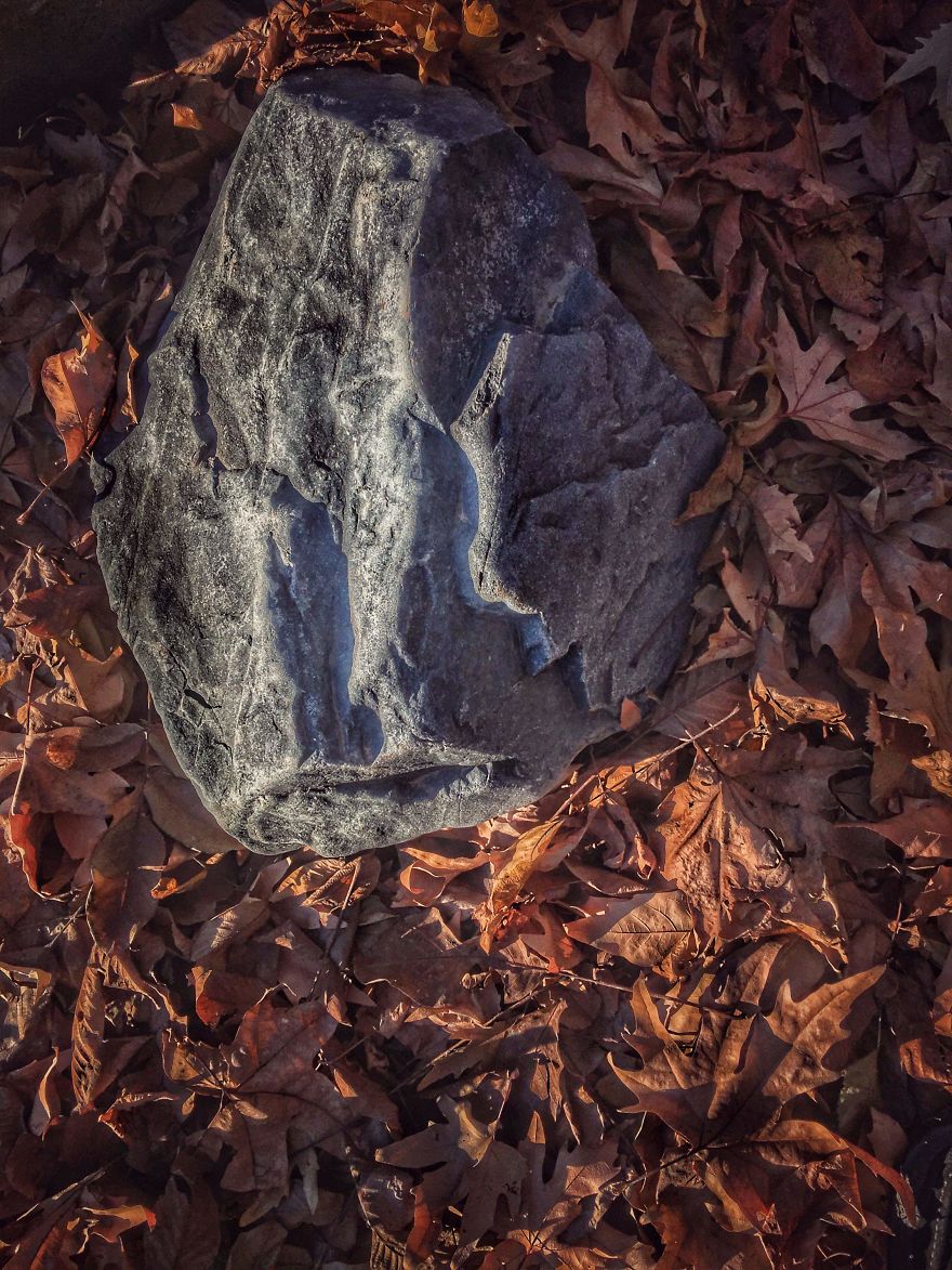 Artist Turns His Surrounding Environment From Abandoned Places And Small Abstract Details Into Elegance Pieces Of Art