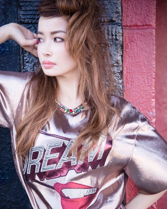 Young-Looking-Japanese-Model-Risa-Hirako