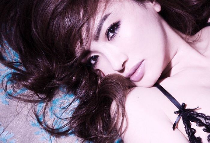 Young-Looking-Japanese-Model-Risa-Hirako