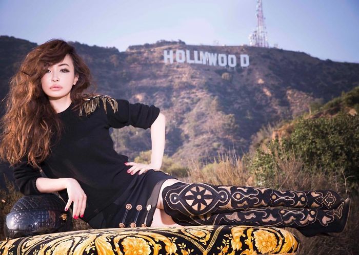 Young-Looking-Japanese-Model-Risa-Hirako