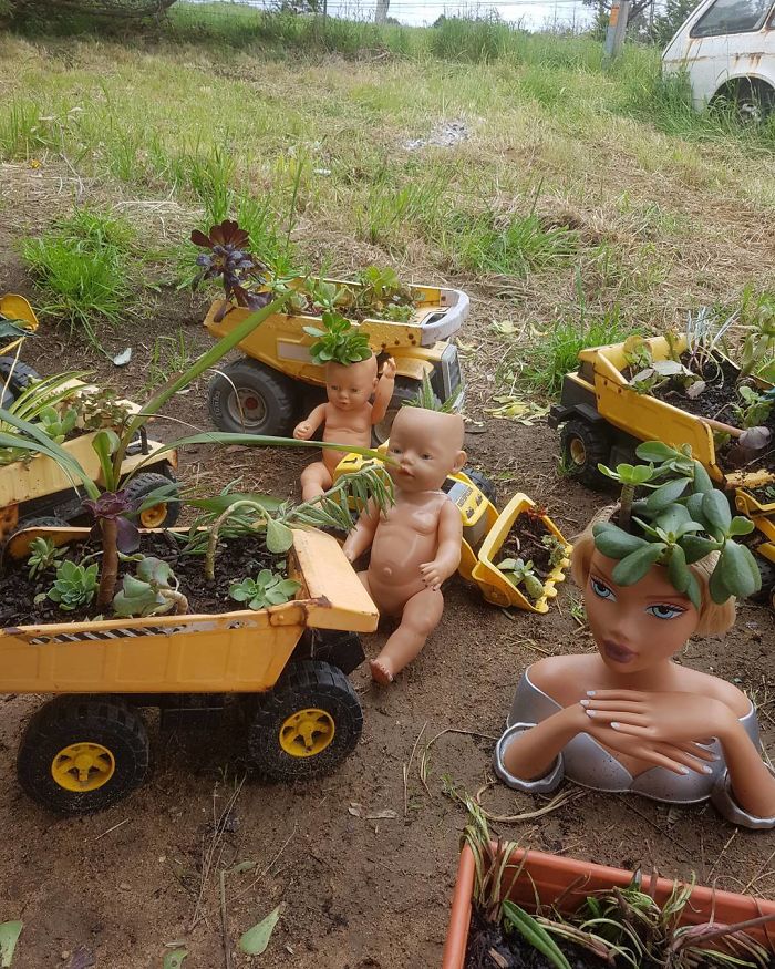 Creepy-Baby-Doll-Head-Planters