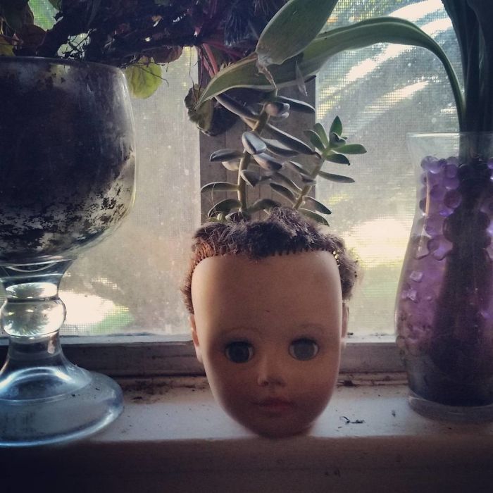 Creepy-Baby-Doll-Head-Planters