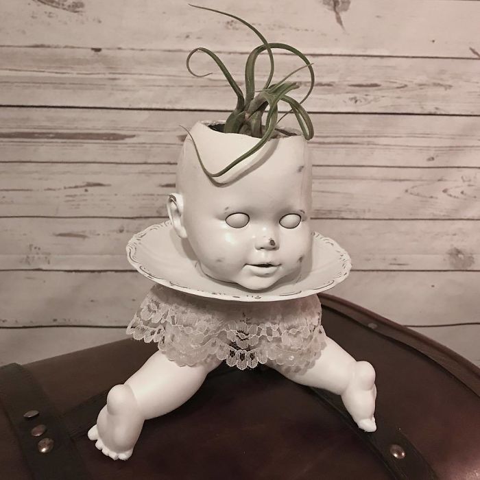 Creepy-Baby-Doll-Head-Planters