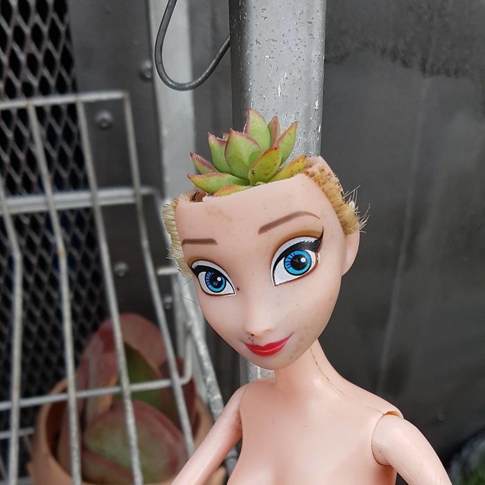 Creepy-Baby-Doll-Head-Planters