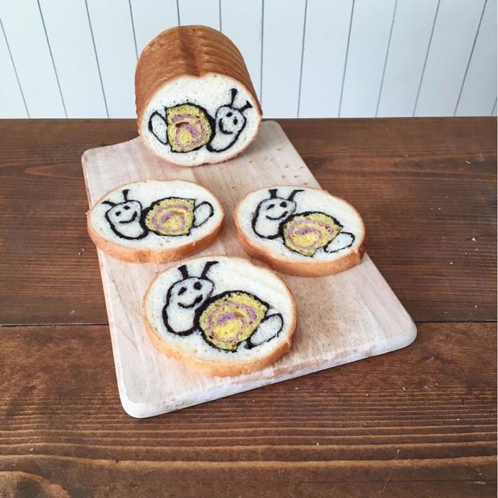 Baker "Hides" Designs On Their Breads Making Breakfast Become More Fun