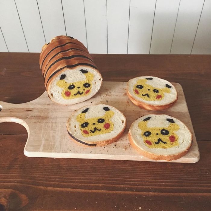 Baker "Hides" Designs On Their Breads Making Breakfast Become More Fun