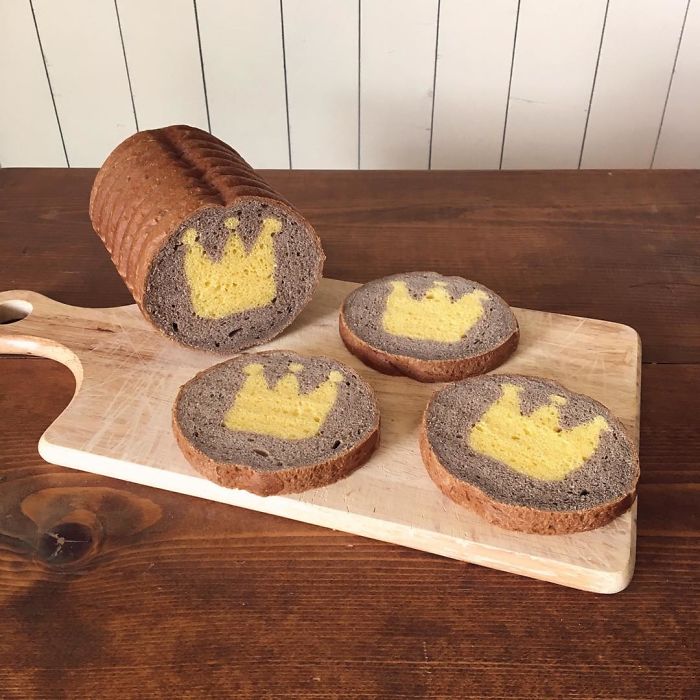 Baker "Hides" Designs On Their Breads Making Breakfast Become More Fun