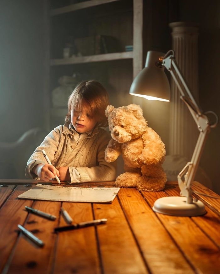 I’ve Been Taking Photos Of My Kids With Their Brother Bear For Years