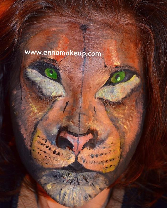 Disabled Girl Paints Herself