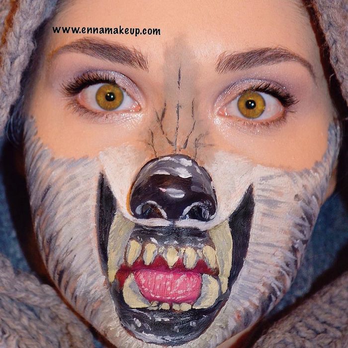 Disabled Girl Paints Herself