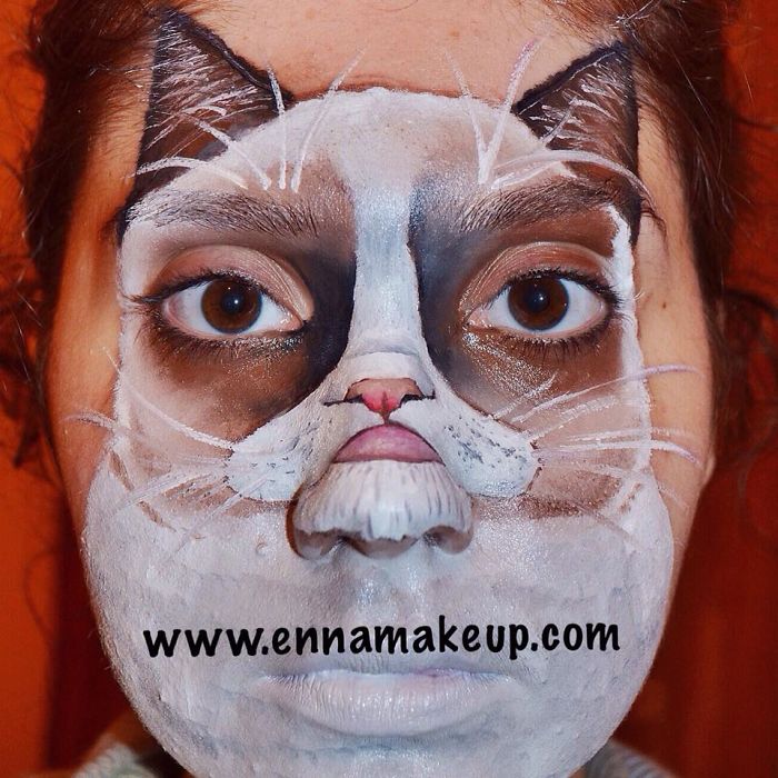 Disabled Girl Paints Herself