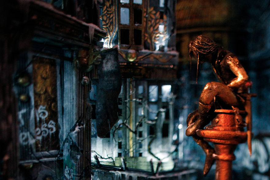 I Created A Modern Oscar Wilde’s ‘Happy Prince’ Miniature