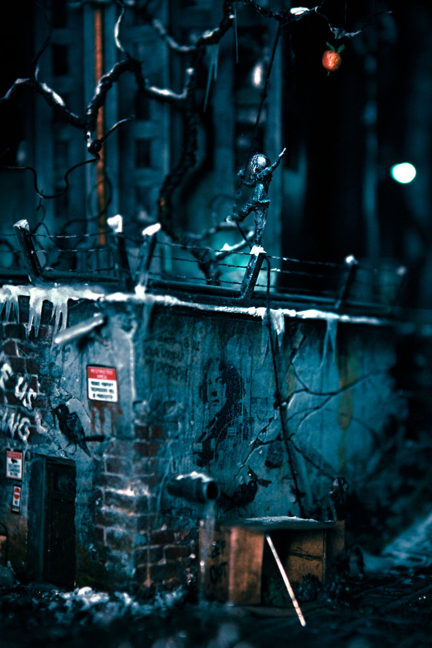 I Created A Modern Oscar Wilde’s ‘Happy Prince’ Miniature I Created A Modern Oscar Wilde’s ‘Happy Prince’ Miniature